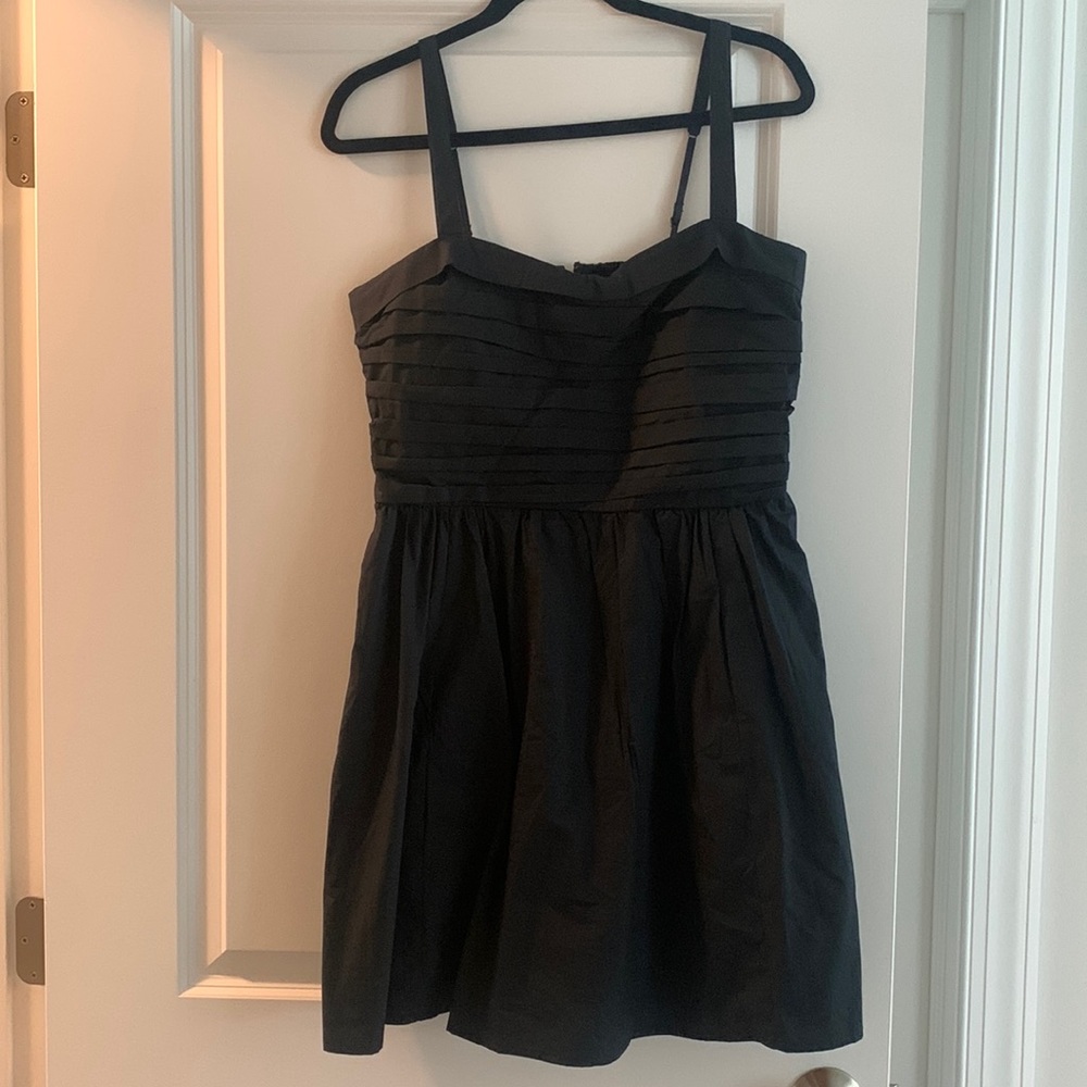NWOT Abercrombie black mini Emerson mini dress - size large tall